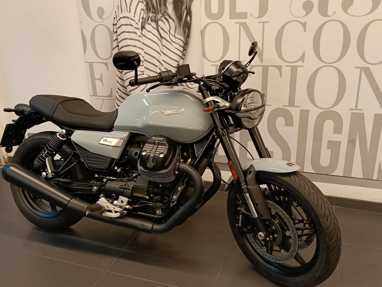 Moto Guzzi V7 V SPORT E5+
