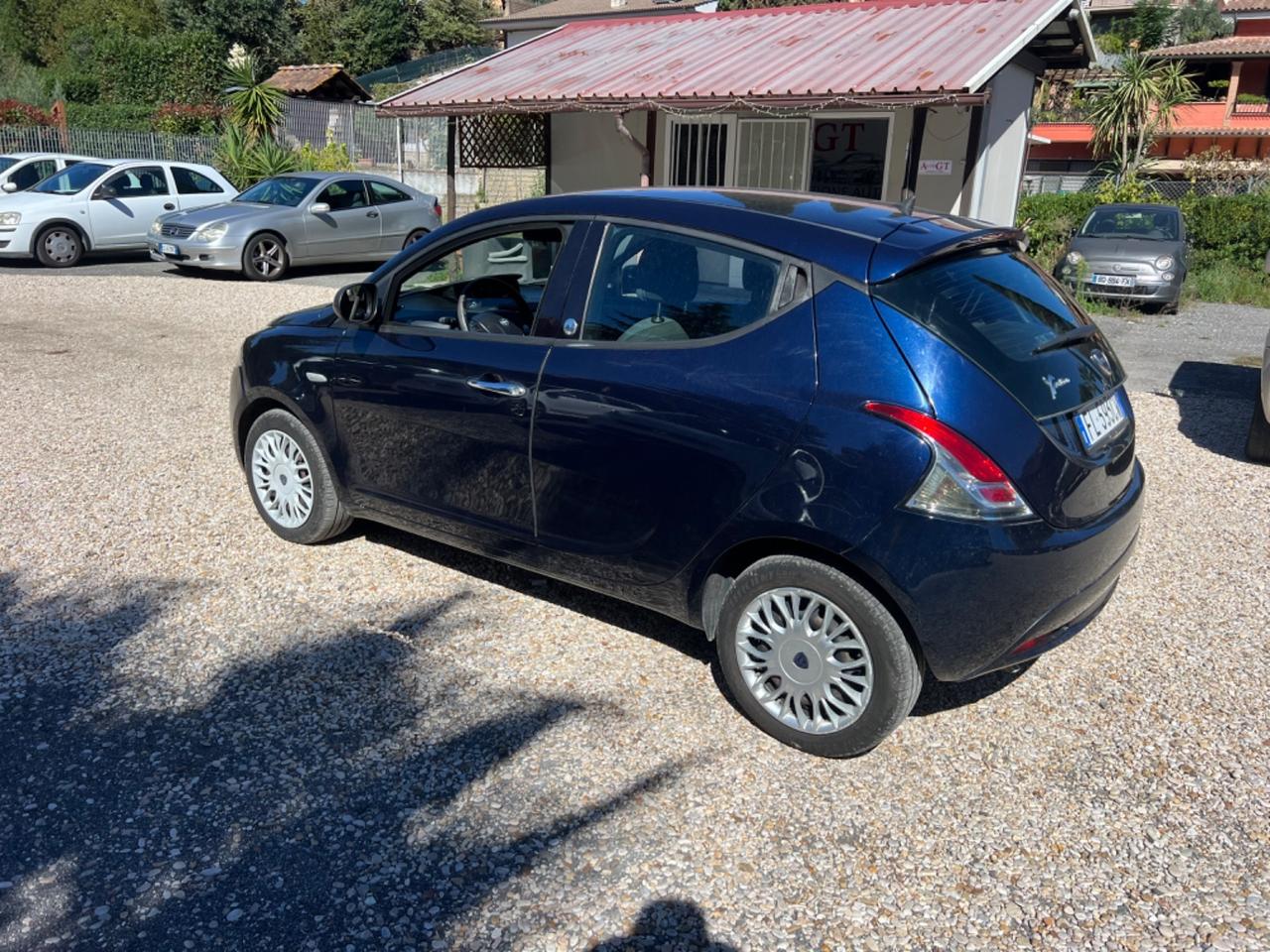 Lancia Ypsilon 1.2 69 CV 5 porte GPL Ecochic Silver