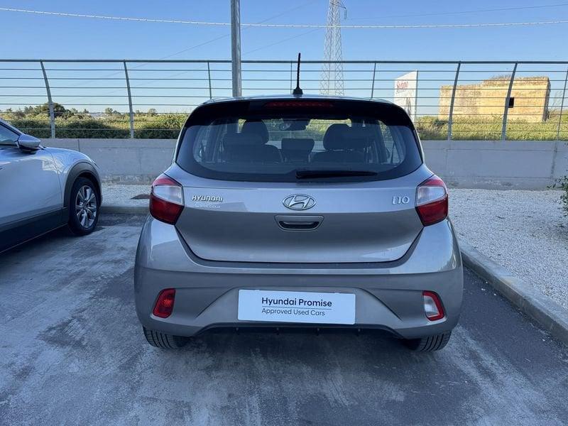 Hyundai i10 1.0 MPI Tech + Connect