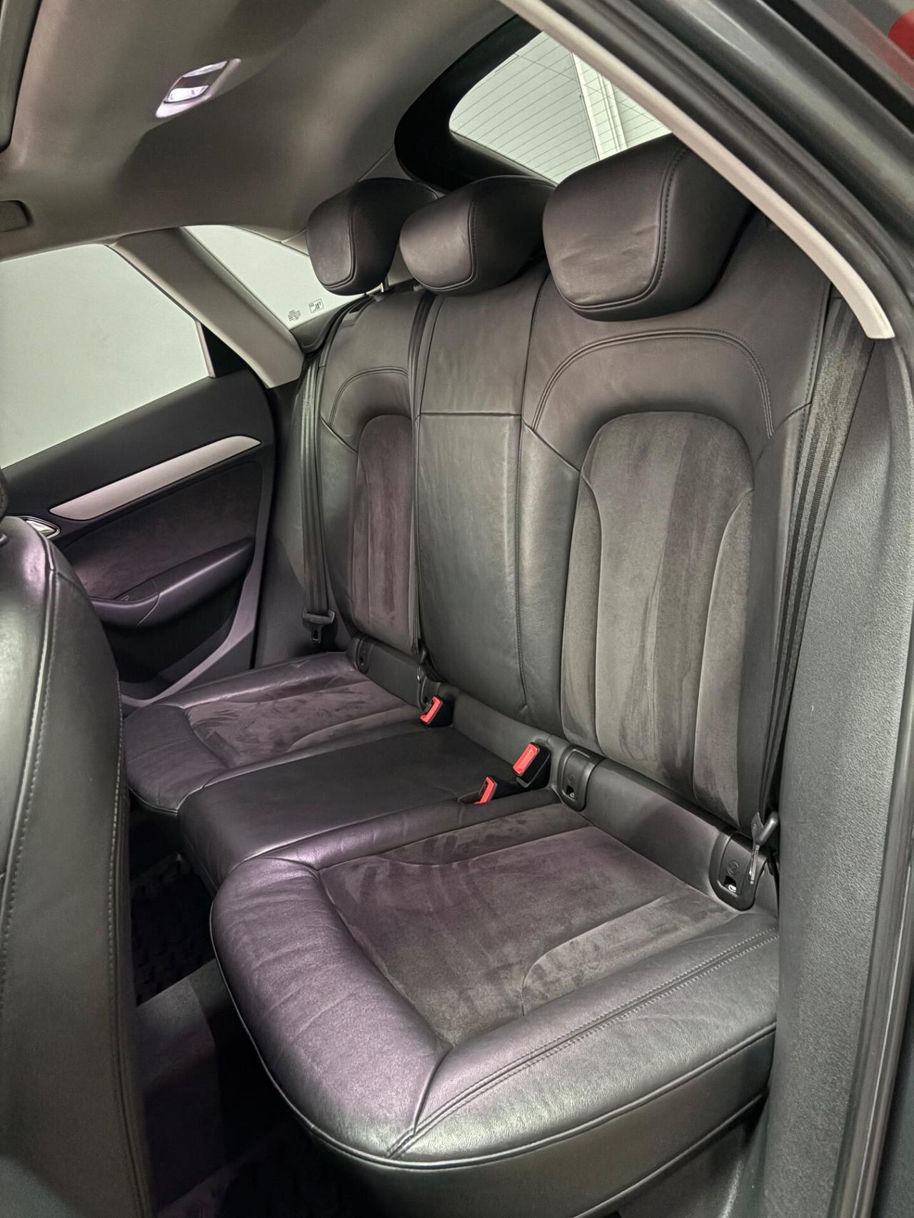 Audi Q3 2.0 TDI quattro S tronic Line Edition