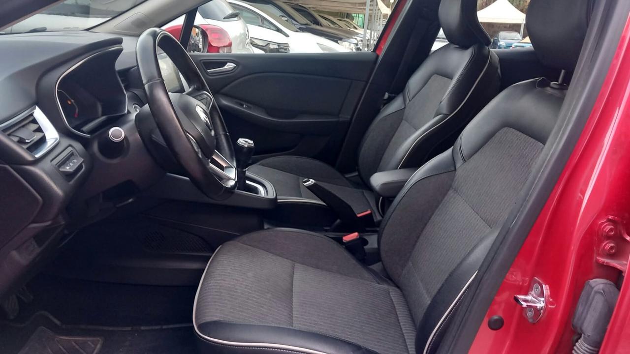 Renault Clio 1.0 TCe 100 CV 5 porte Intens