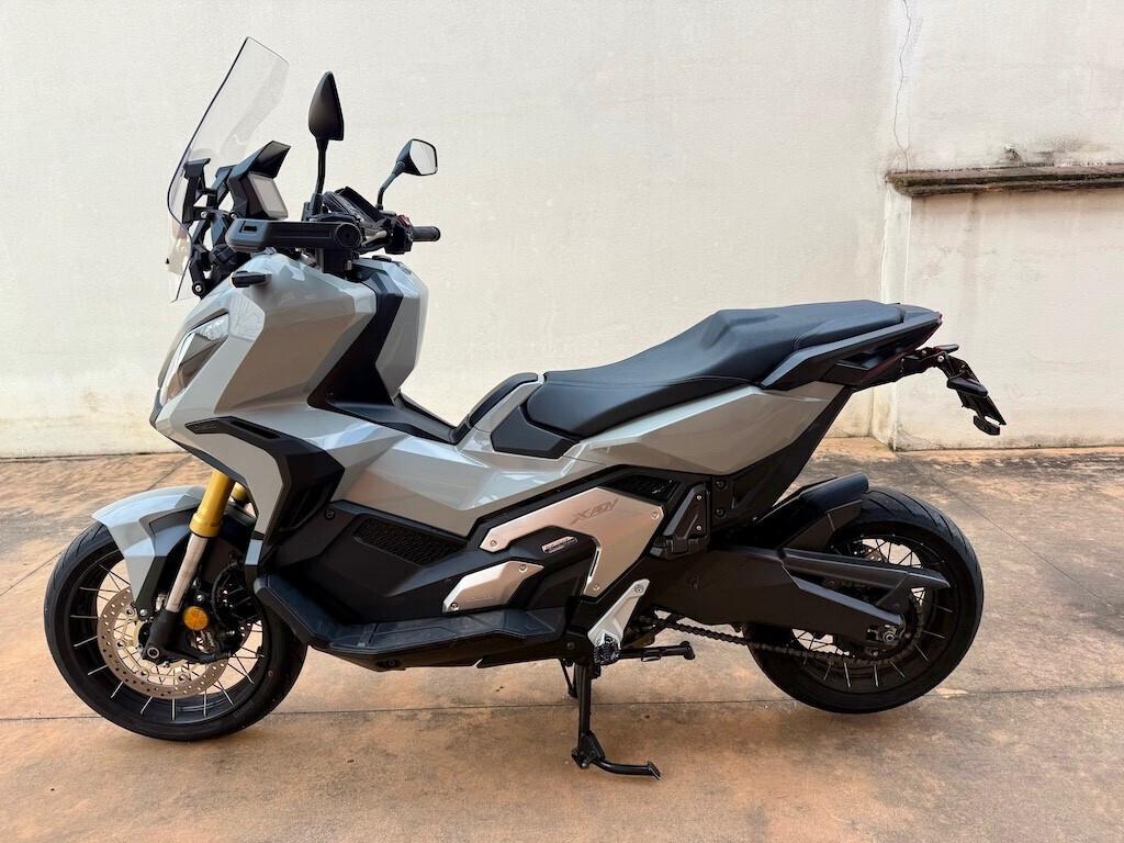 Honda X-ADV 750