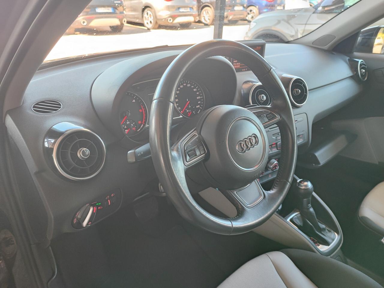 Audi A1 SPB 1.6 TDI S tronic Admired