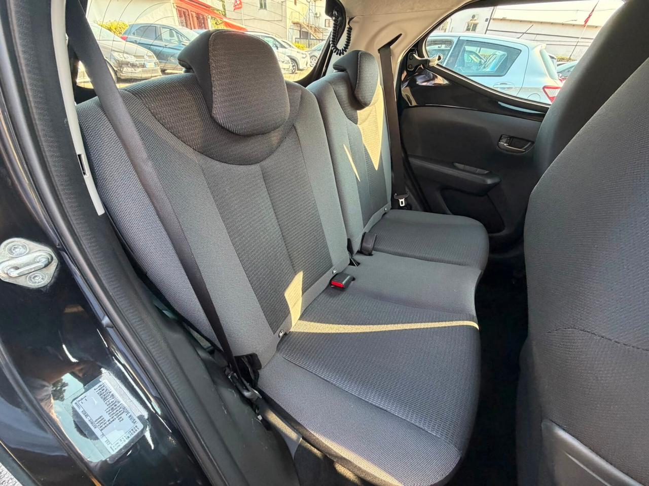 Toyota Aygo Connect 1.0 VVT-i 72 CV 5 porte x-clusiv