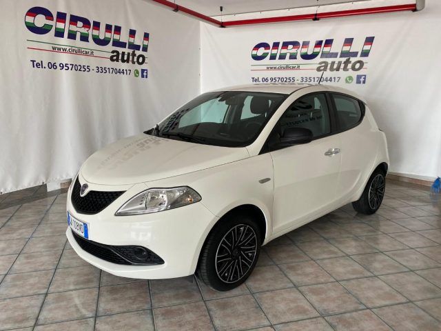 LANCIA Ypsilon 1.2 69 CV 5 porte S&amp;S Gold