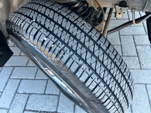 Suzuki Jimny 1.5 5MT Top