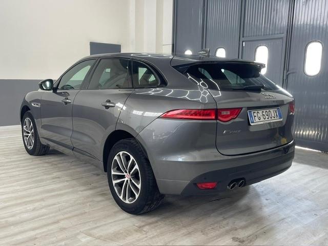 Jaguar F-Pace 2.0 D 180 CV AWD R-Sport