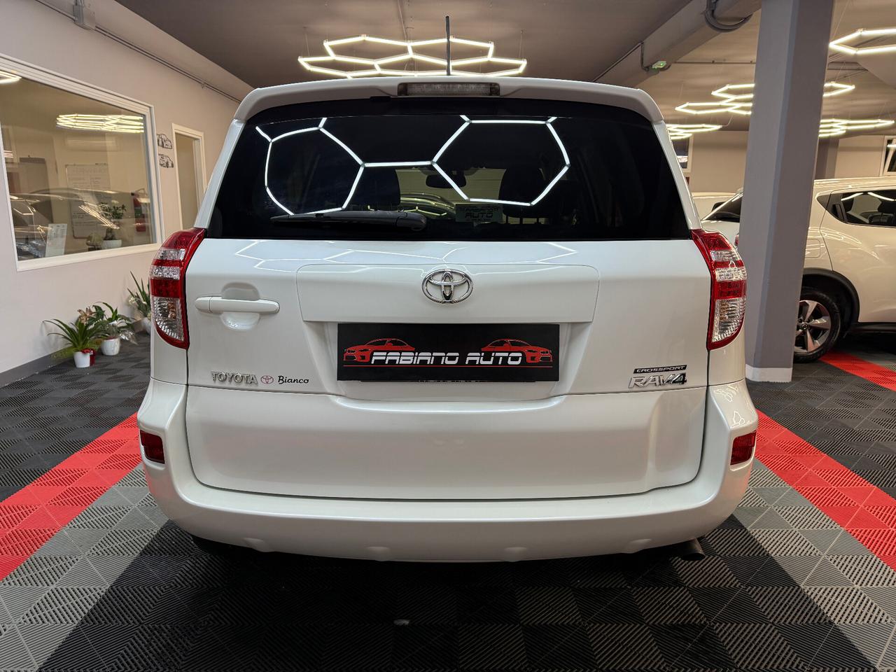 Toyota RAV 4 Crossport 2.2 D-4D - FABIANOAUTO