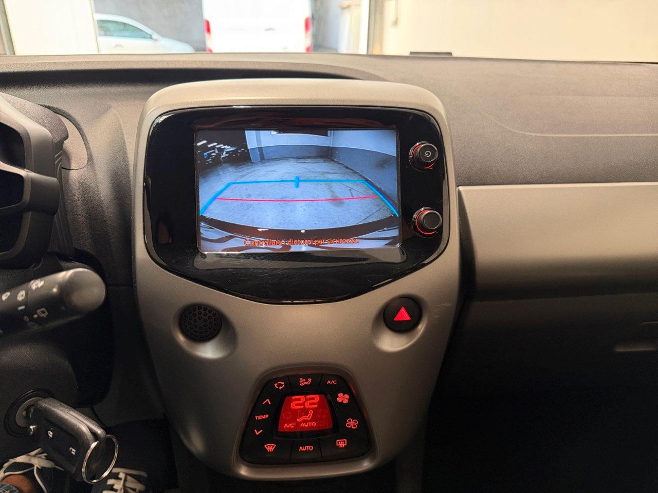 Toyota Aygo 5 Porte Aygo 5p 1.0 x-play my15