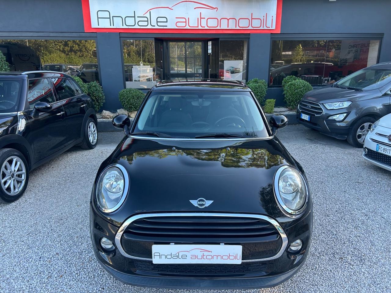 Mini 1.5 Cooper D Business 5P NEOPATENTATI AUTO