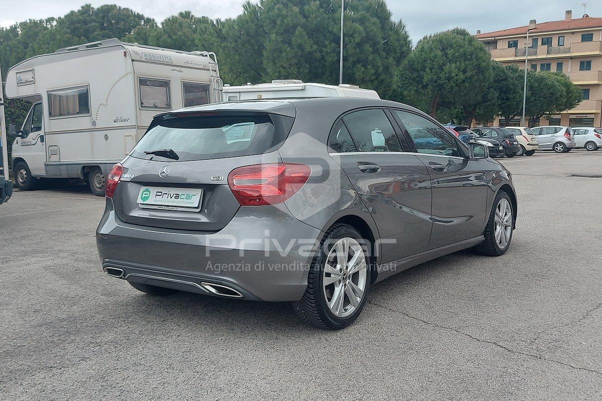 MERCEDES A 180 d Business