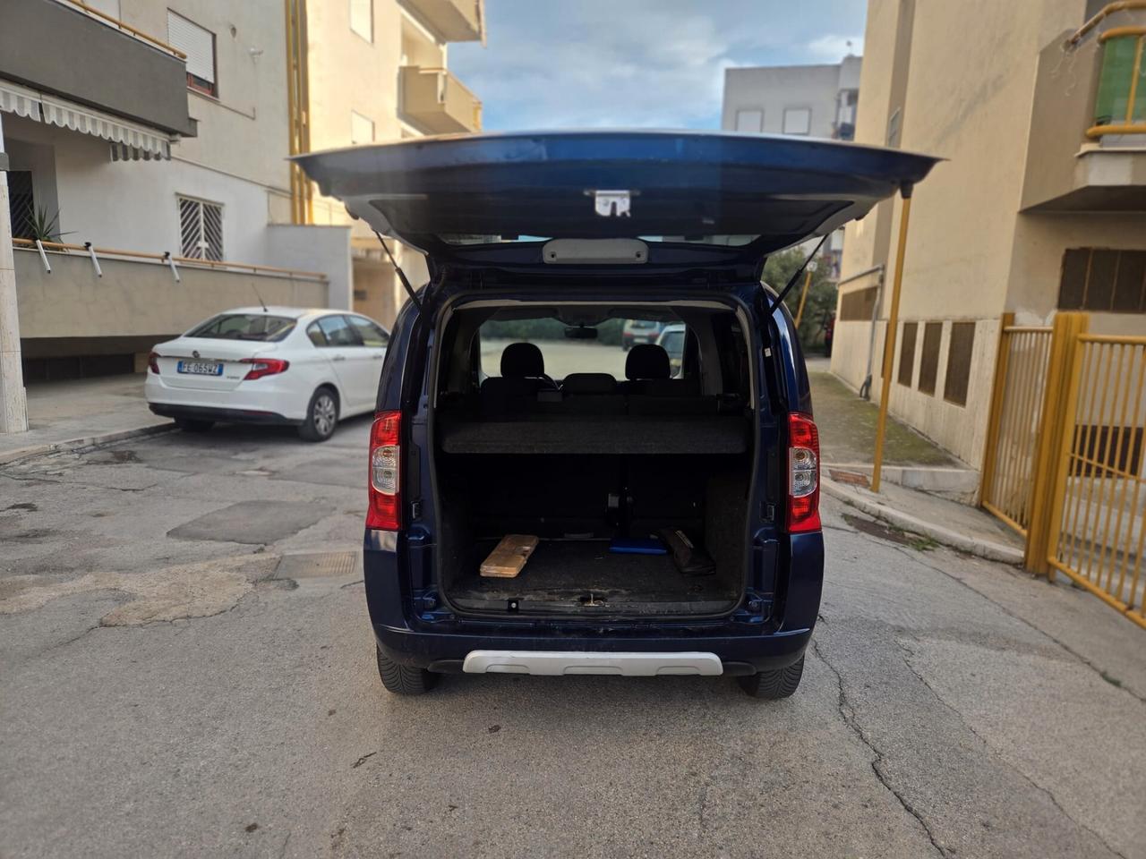 Fiat Qubo 1.3 MJT 80 CV Trekking