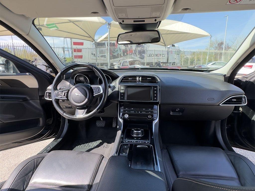 MOTORE ROTTO - Jaguar XE 2.0 D 180 CV Portfolio
