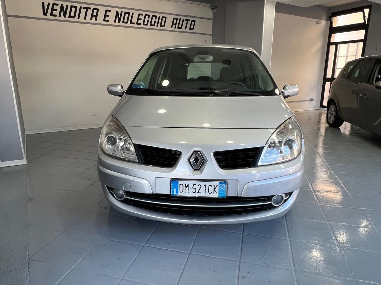 Renault Scenic Scénic 1.5 dCi 105CV
