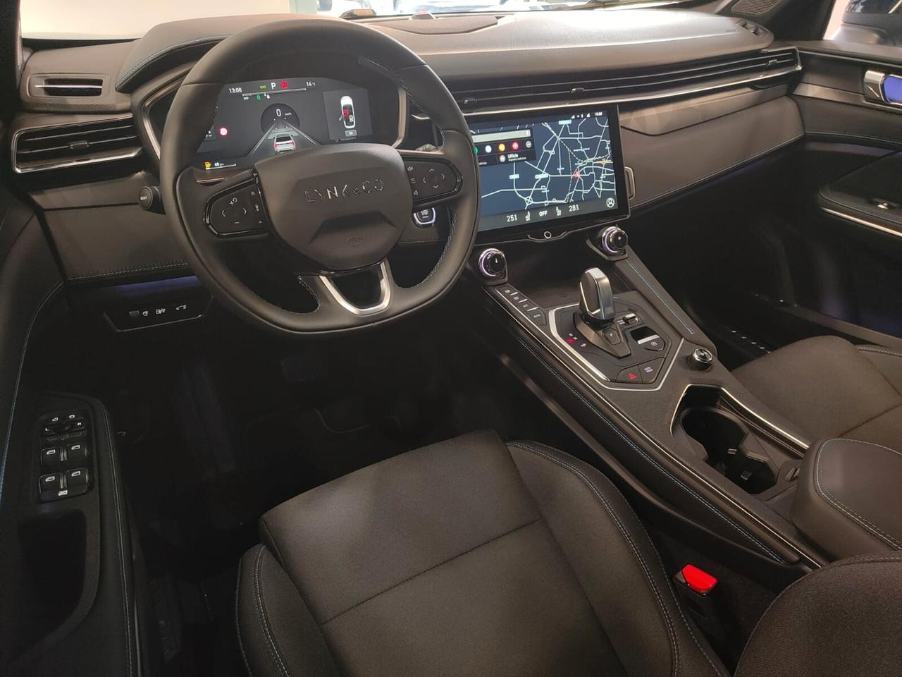 Lynk&co 01 PHEV Tetto Apribile