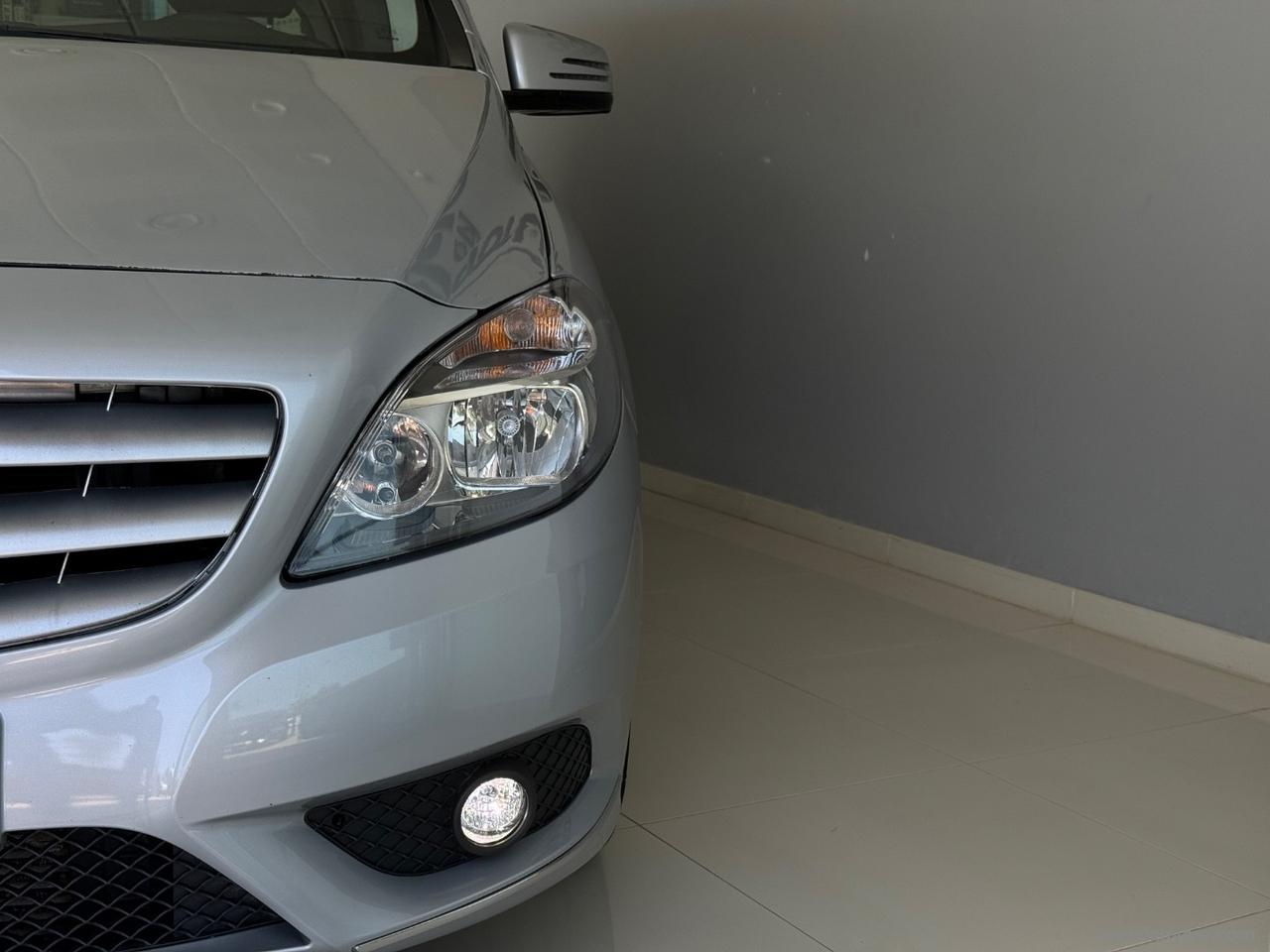 MERCEDES-BENZ B 180 CDI BlueEFFICIENCY Executive