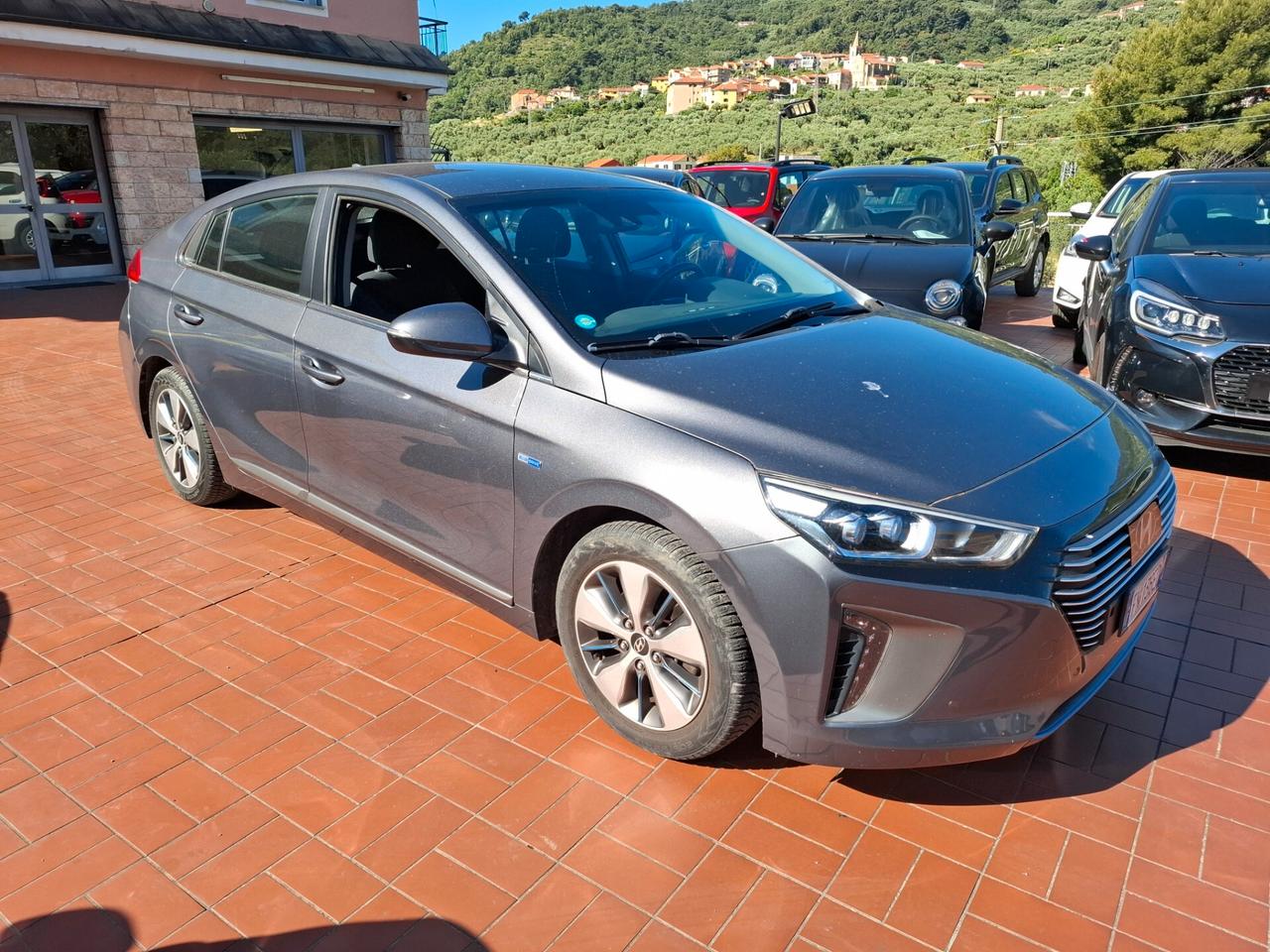 Hyundai Ioniq 1.6 Plug-in Hybrid DCT Style