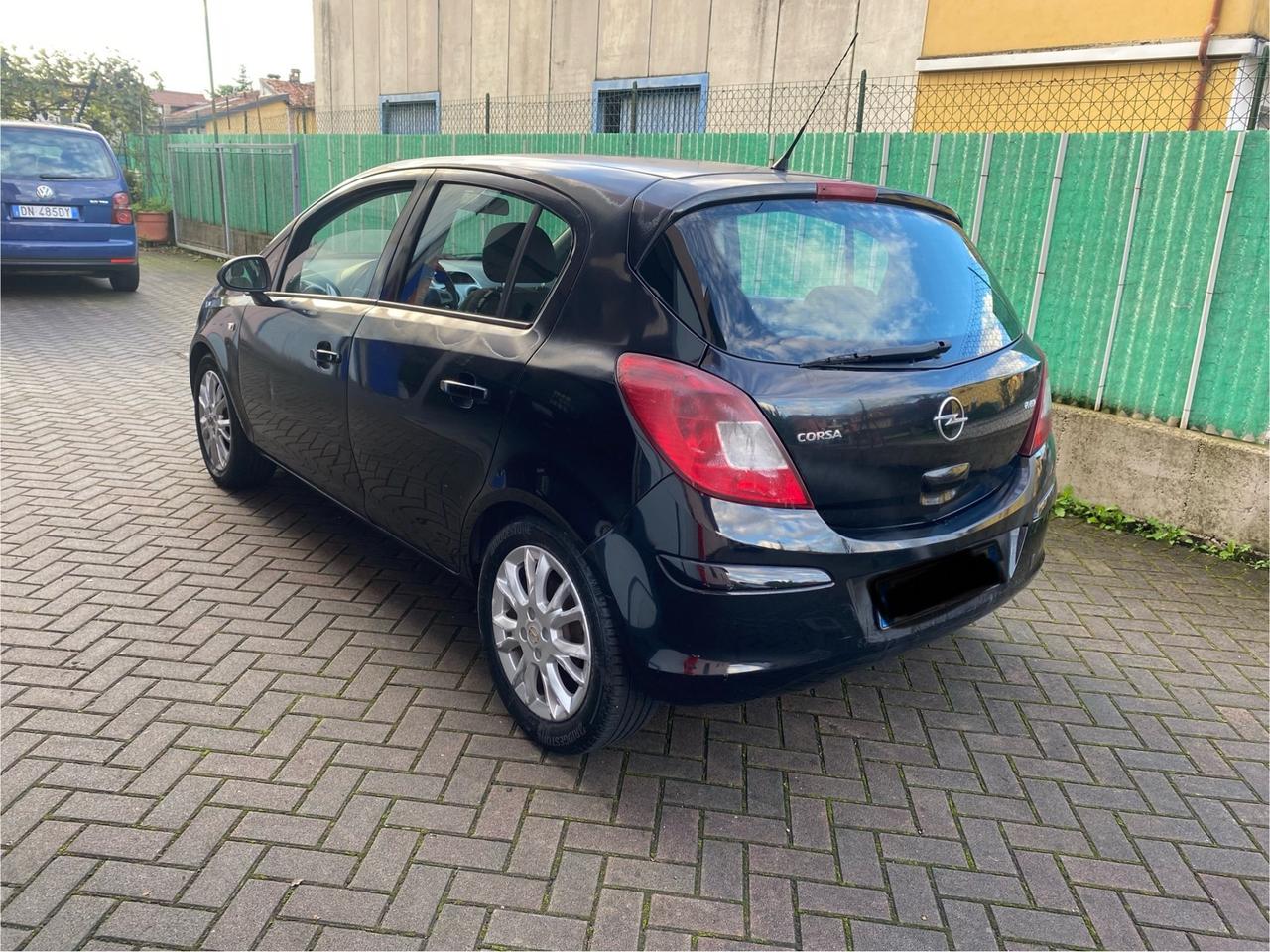 Opel Corsa 1.2 80CV 5 porte GPL-TECH Enjoy