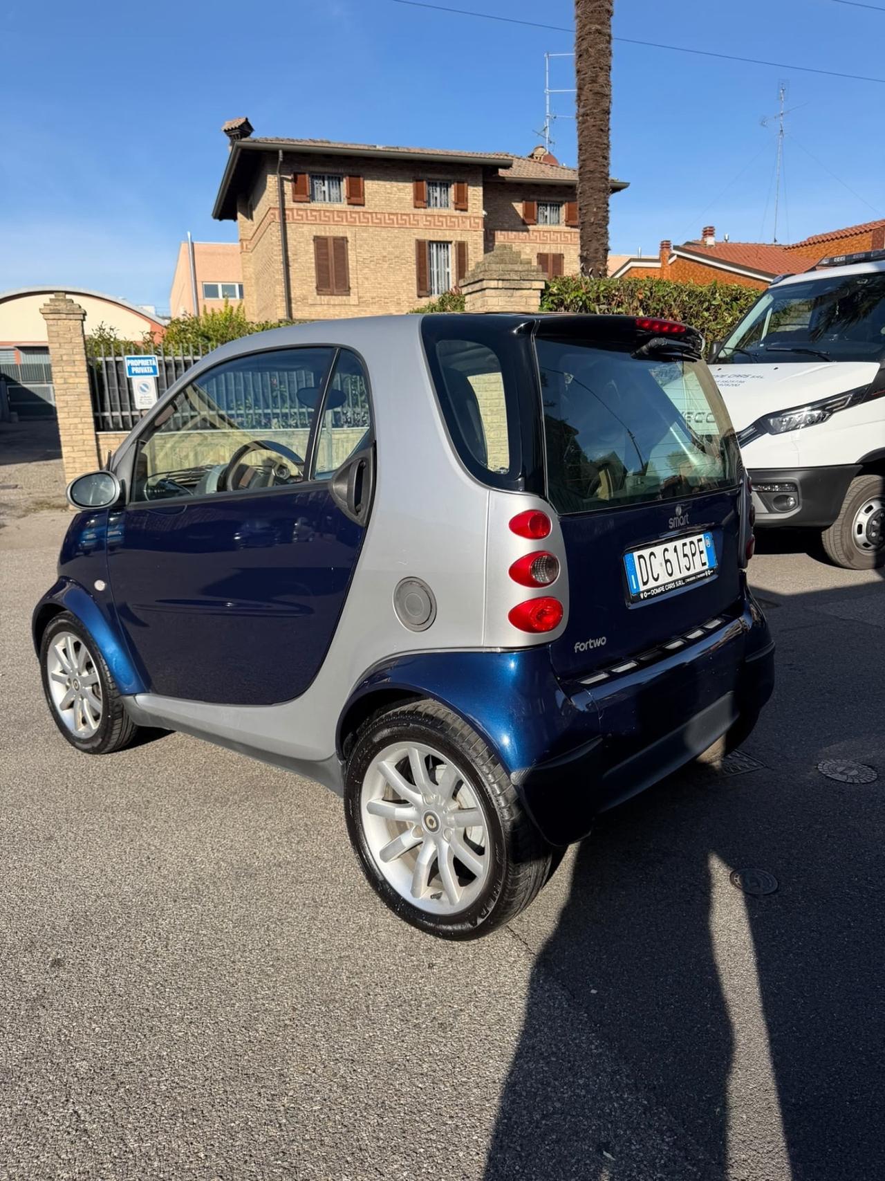 Smart ForTwo 700 coupé pulse (45 kW)