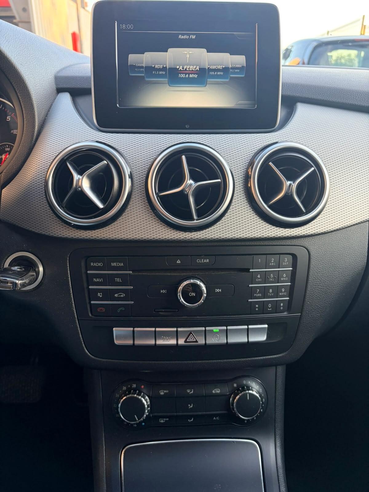 Mercedes-benz B 180 d Automatic Executive