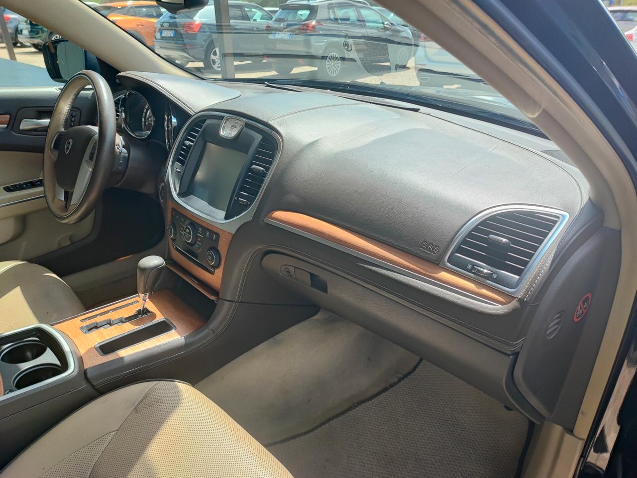 Lancia Thema 3.0 V6 Multijet II 239 CV Executive