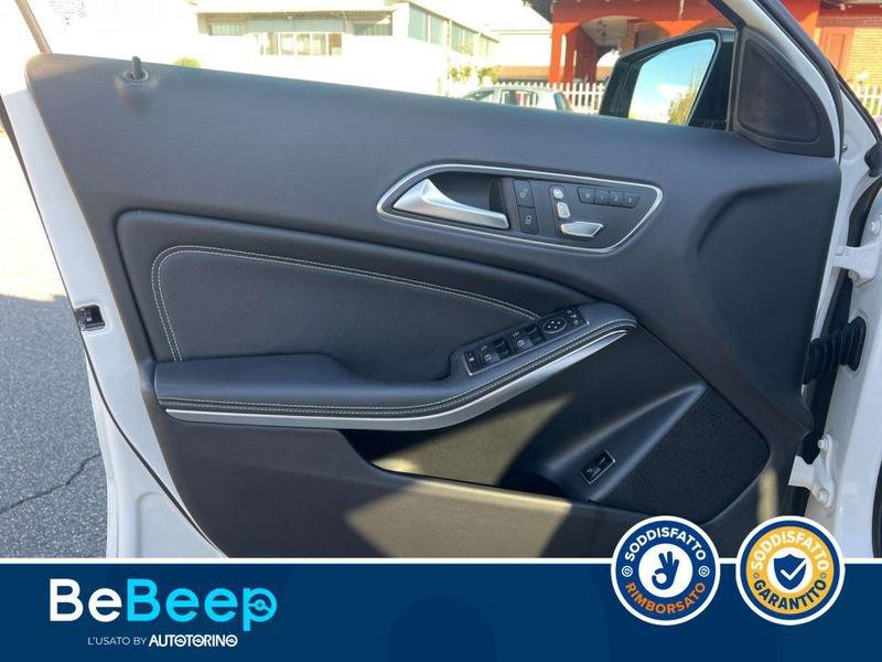 Mercedes-Benz GLA 200 D NIGHT EDITION 4MATIC AUTO