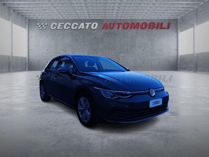 Volkswagen Golf VIII 2020 2.0 tdi Life 115cv dsg