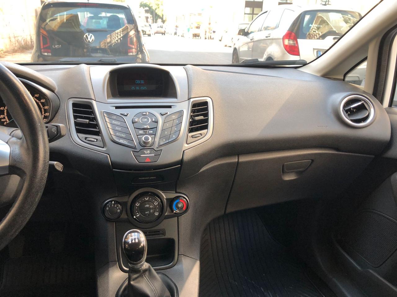 Ford Fiesta 1.5 TDCi 75CV 5 porte Business