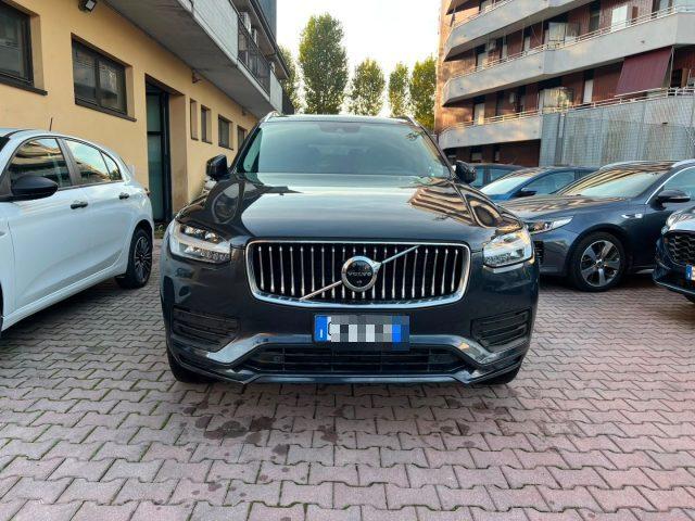 VOLVO XC90 B5 (d) AWD automatico 7 posti Momentum Pro