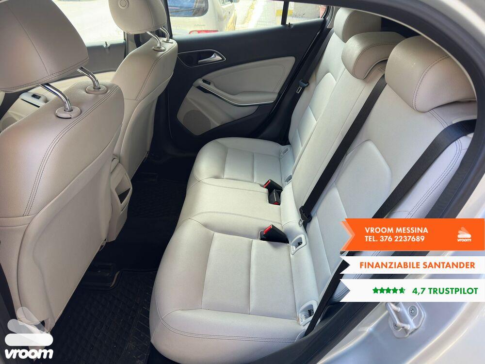 MERCEDES GLA (X156) GLA 200 CDI Automatic Sport