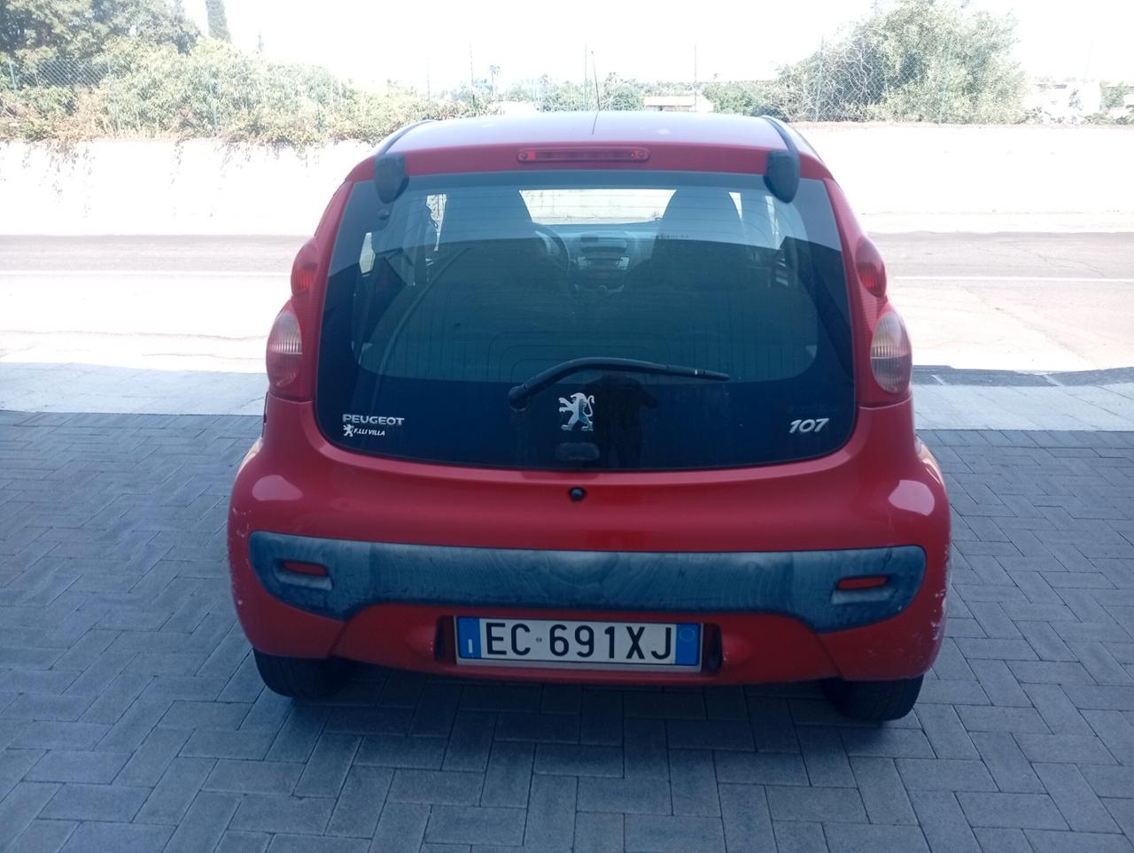 Peugeot 107 1.4 HDi 5p. Sweet Years