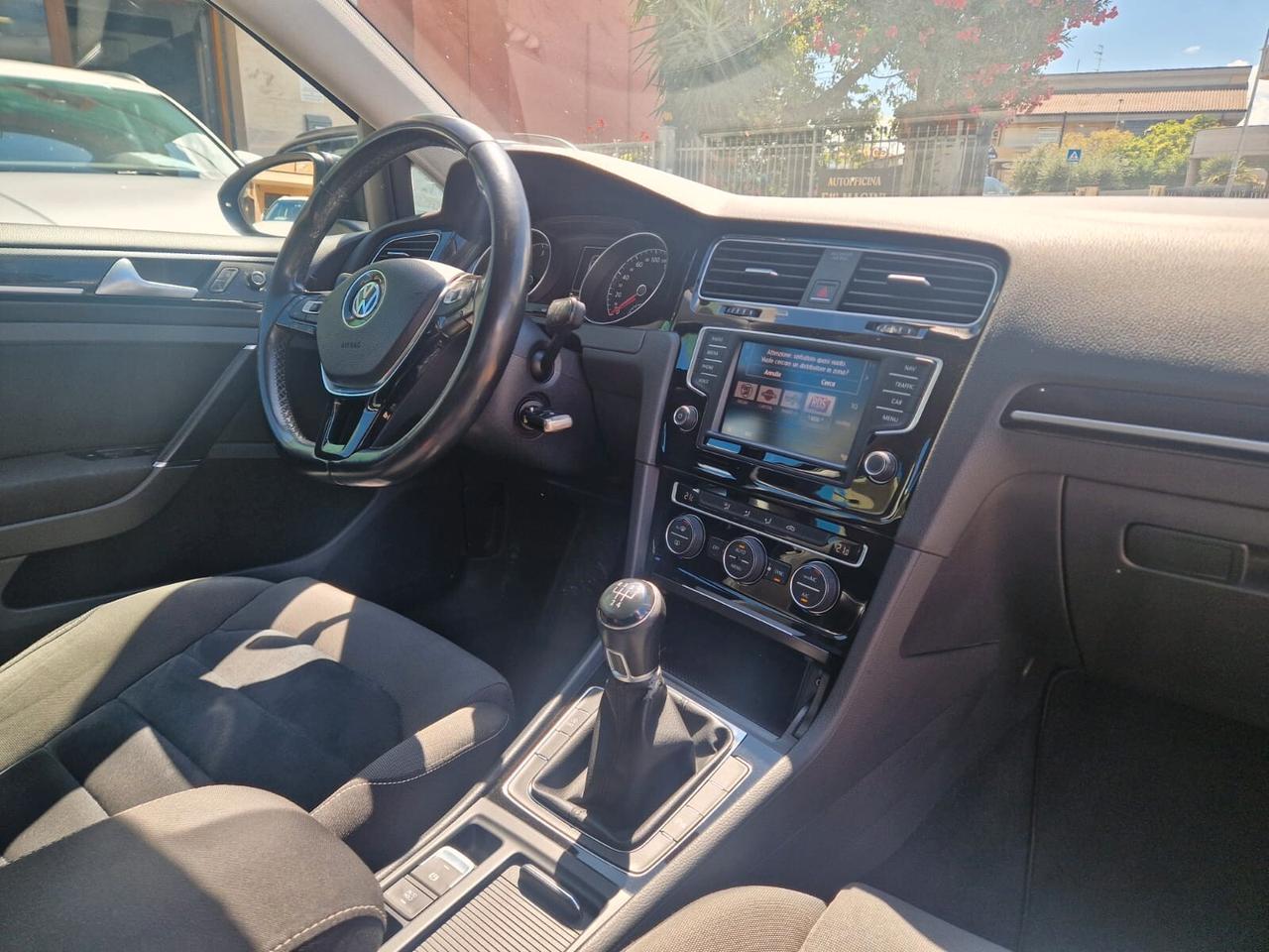 Volkswagen Golf 2.0 TDI DSG 5p. Highline BlueMotion Technology