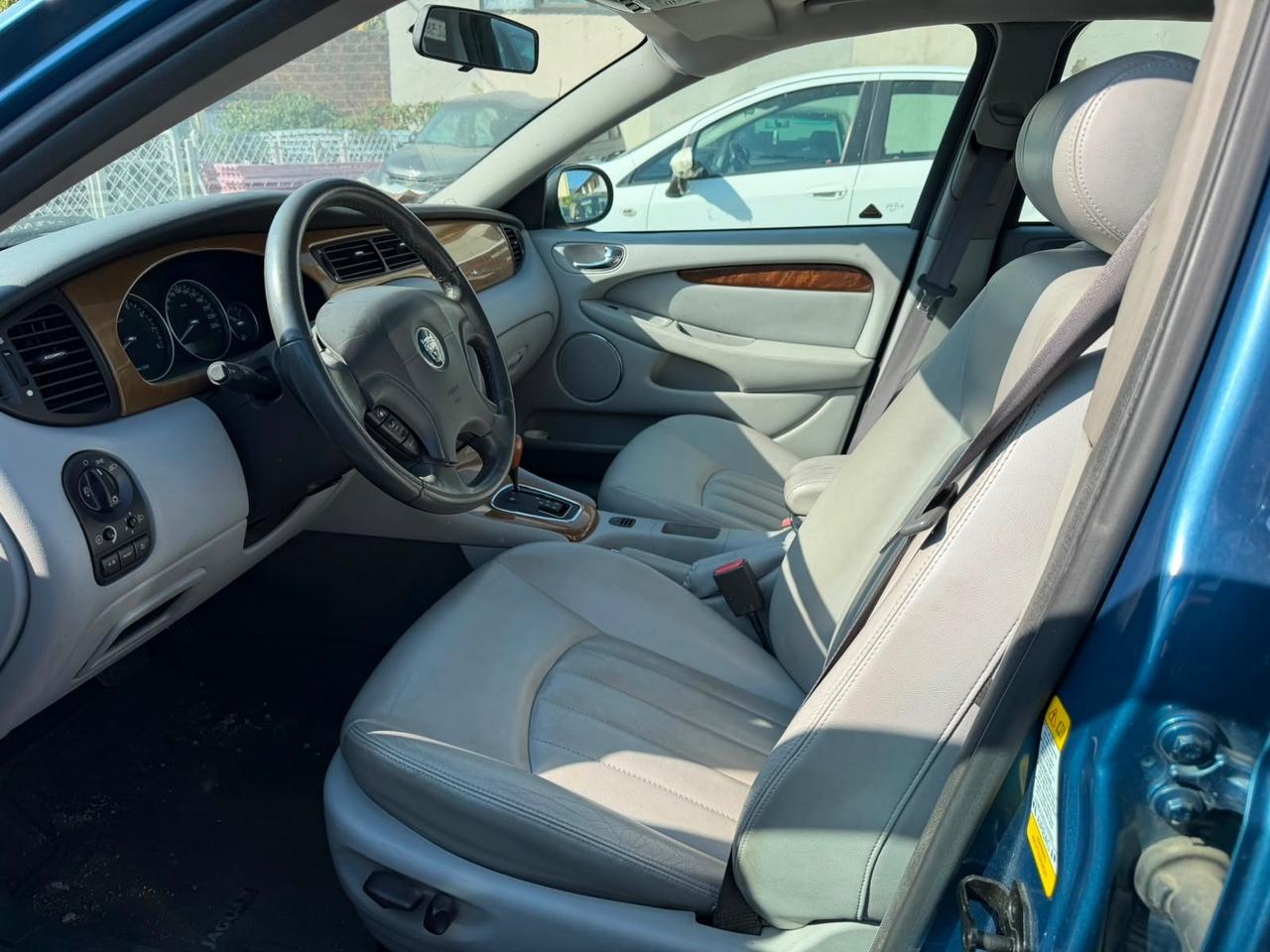 Jaguar X-Type 2 litri V6 24V cat Executive