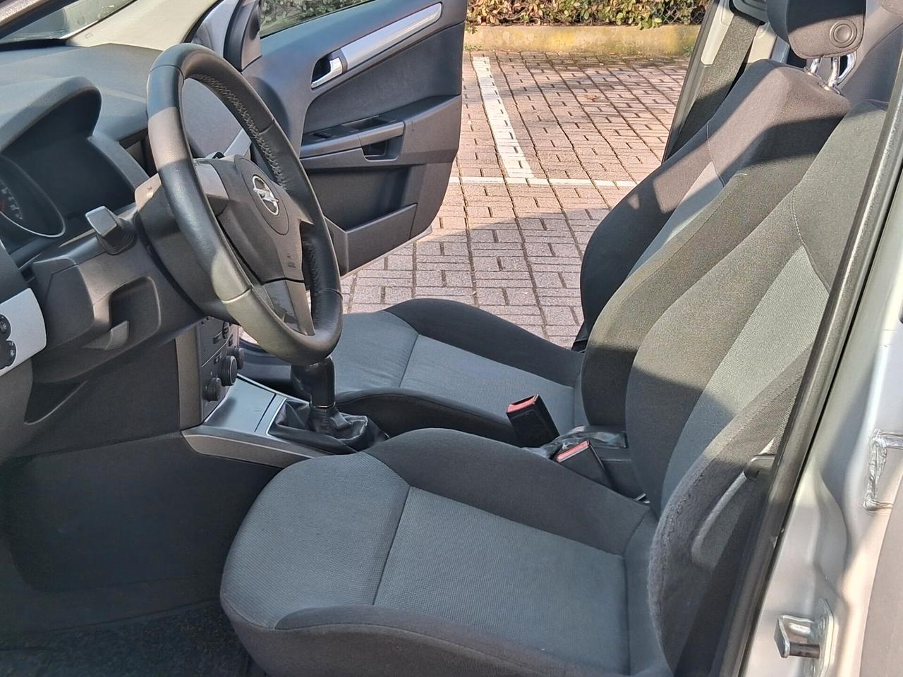 Opel Astra 1.9 CDTI 120CV Station Wagon Cosmo..320 147 1147 WHATSAPP