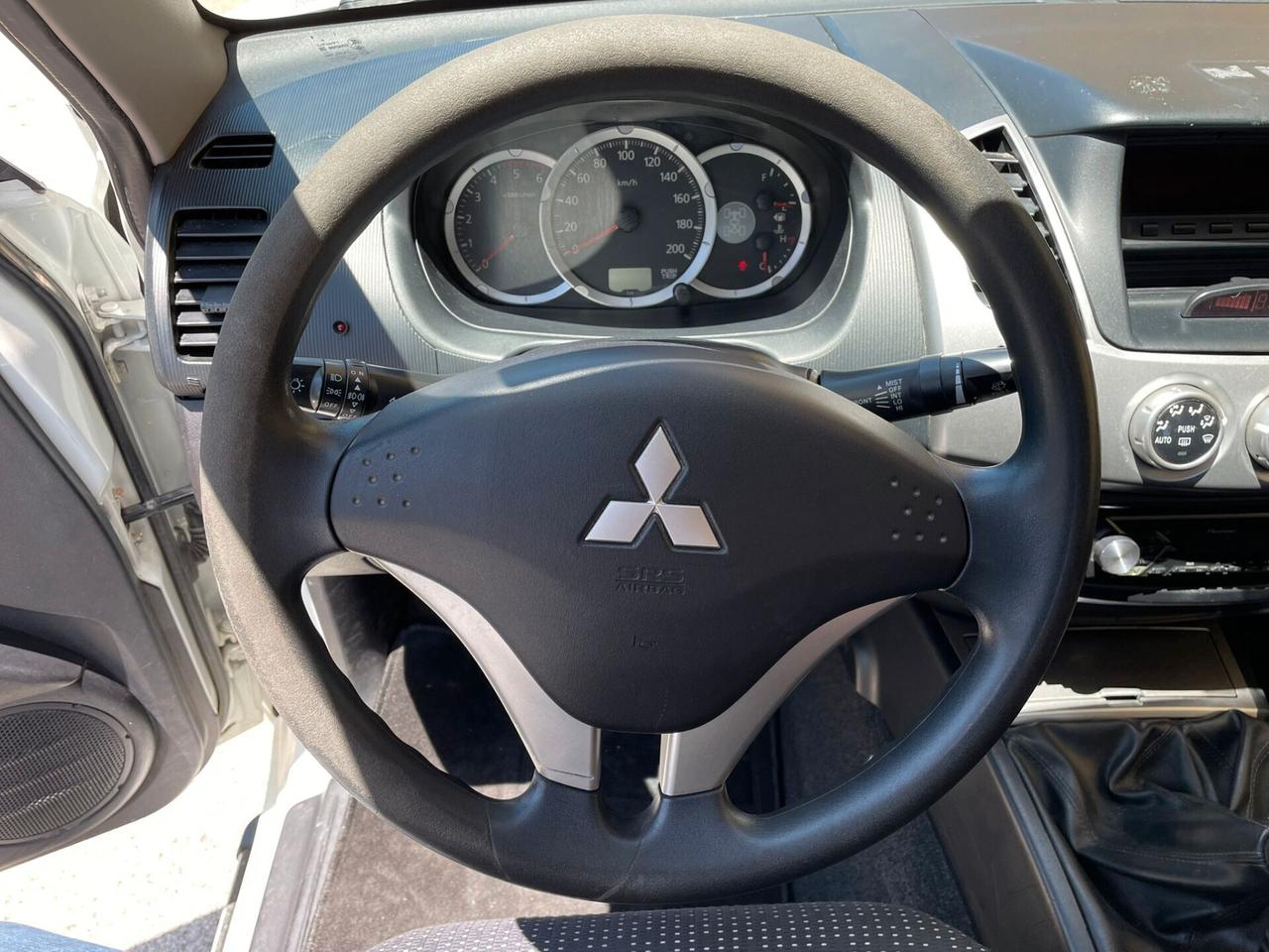 Mitsubishi L200 2.5 DID Intense 4X4 SINGLE CAB 4 Posti Con Cassone