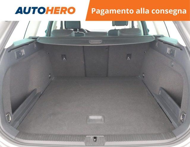 VOLKSWAGEN Passat Variant 2.0 TDI DSG Executive BlueMotion Tech.