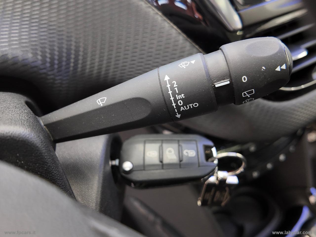 PEUGEOT 2008 1.6 e-HDi 92 CV Allure
