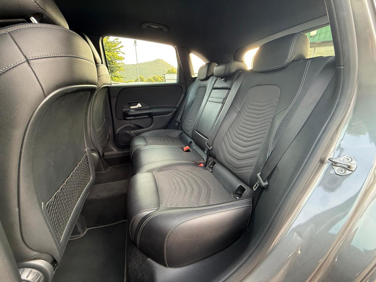 Mercedes-benz B 180 d Automatic Sport