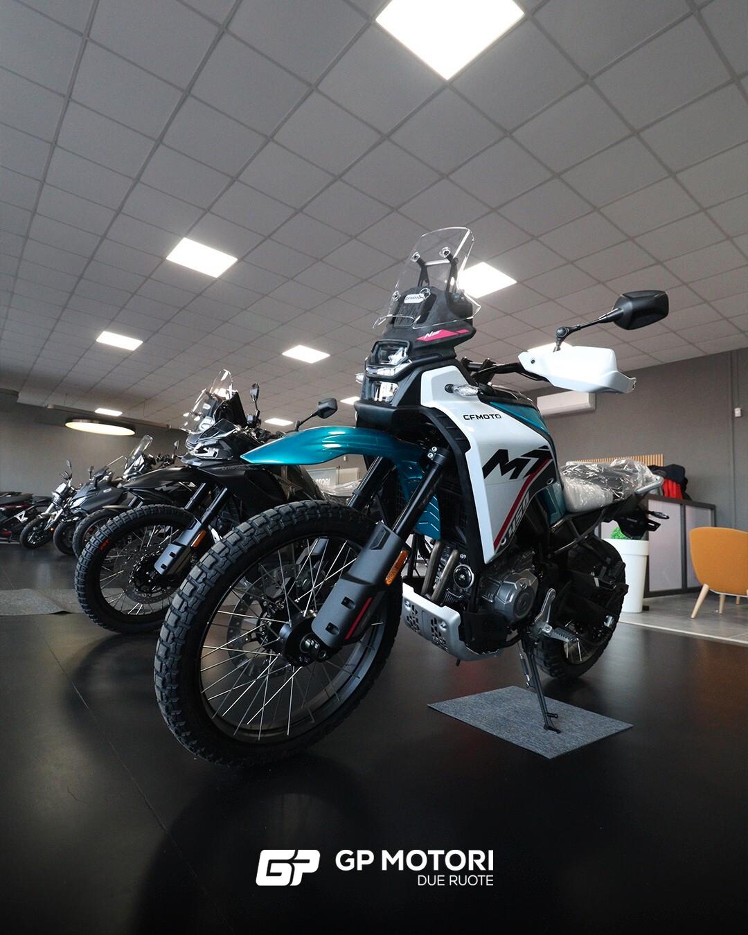 Cf Moto 450MT BLUE ZEPHYR DEMO