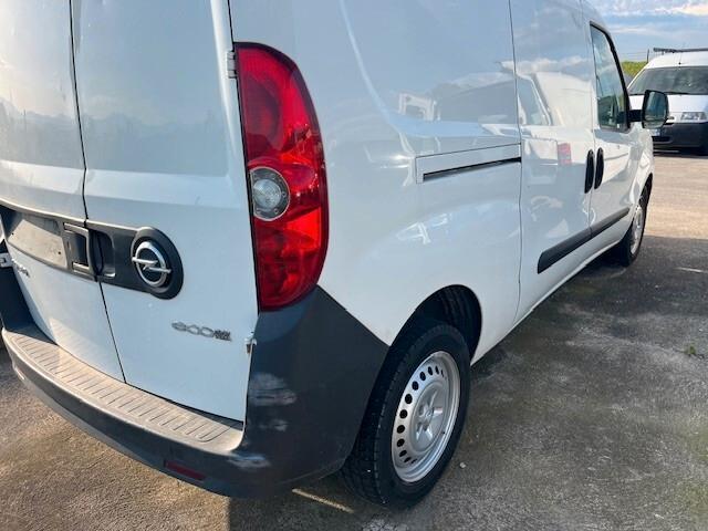 Opel Combo 1.3 CDTi 95CV PL-TN Blitz N1