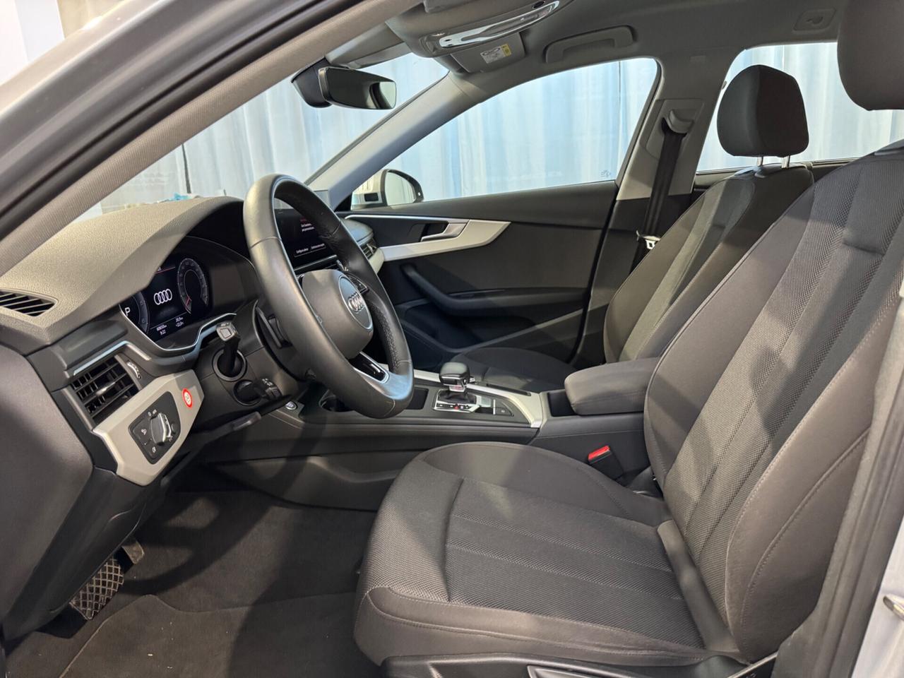 Audi A4 35 TDI/163 CV S tronic Business Advanced