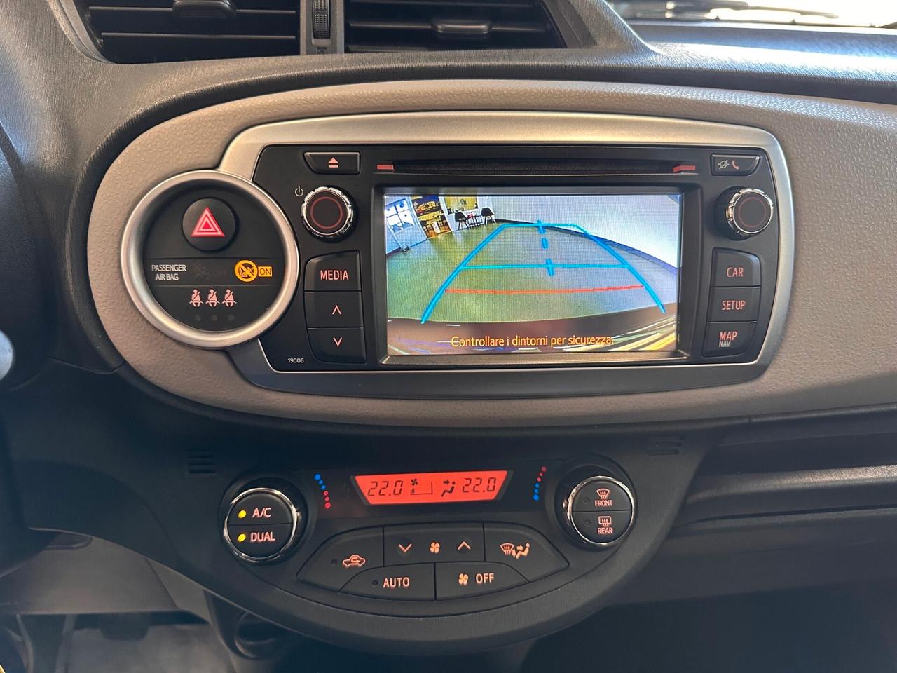 TOYOTA YARIS 1.0 BENZINA 5 PORTE