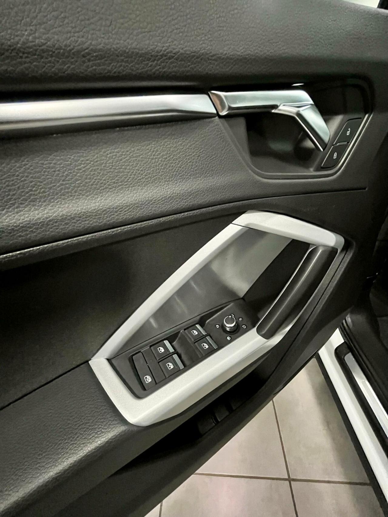 Audi Q3 35 TDI S tronic Business Advanced