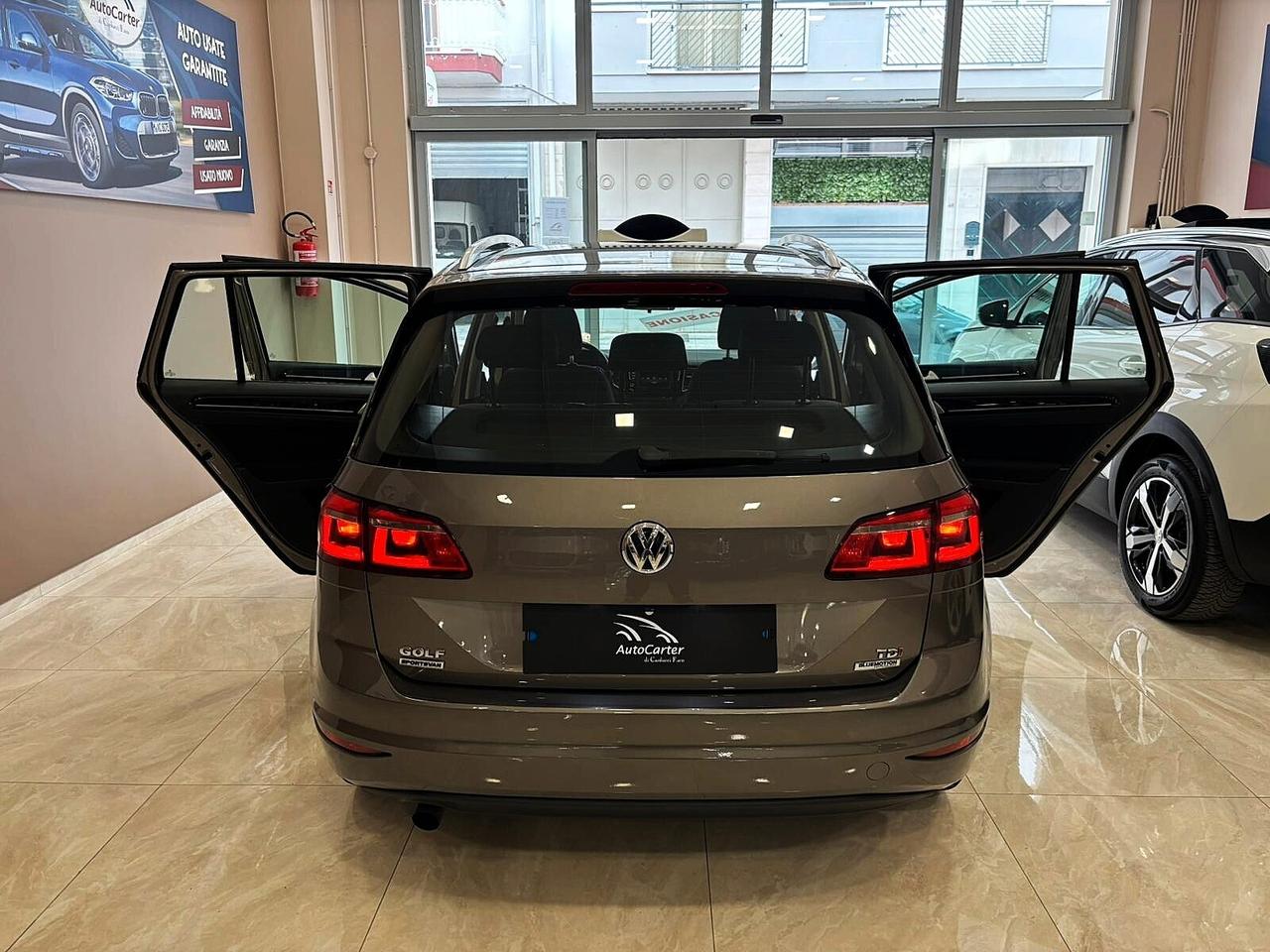 Volkswagen Golf 1.6 TDI 110CV *PARI AL NUOVO*