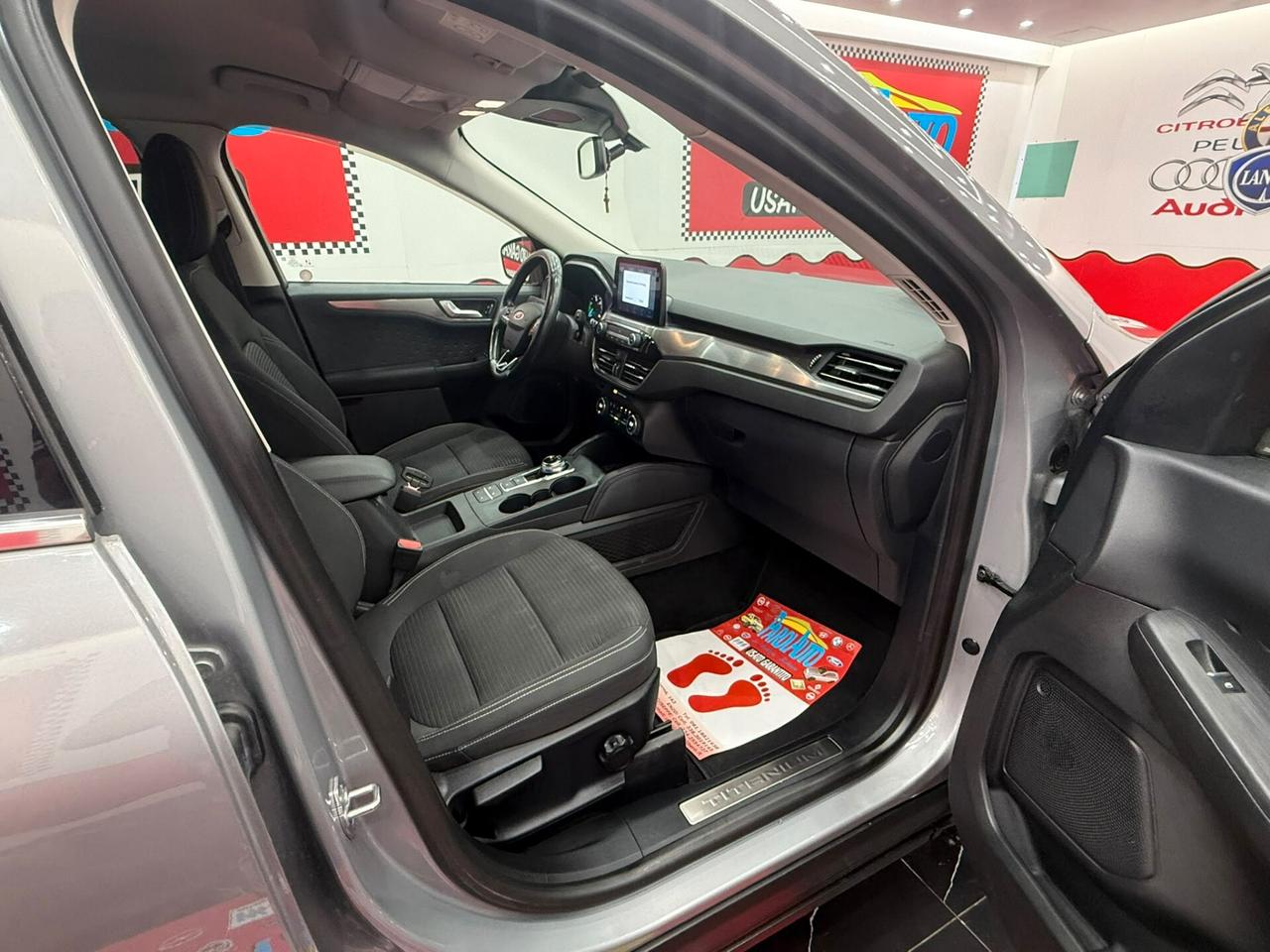 Ford Kuga 2.5 Plug In Hybrid 225cv - 2021