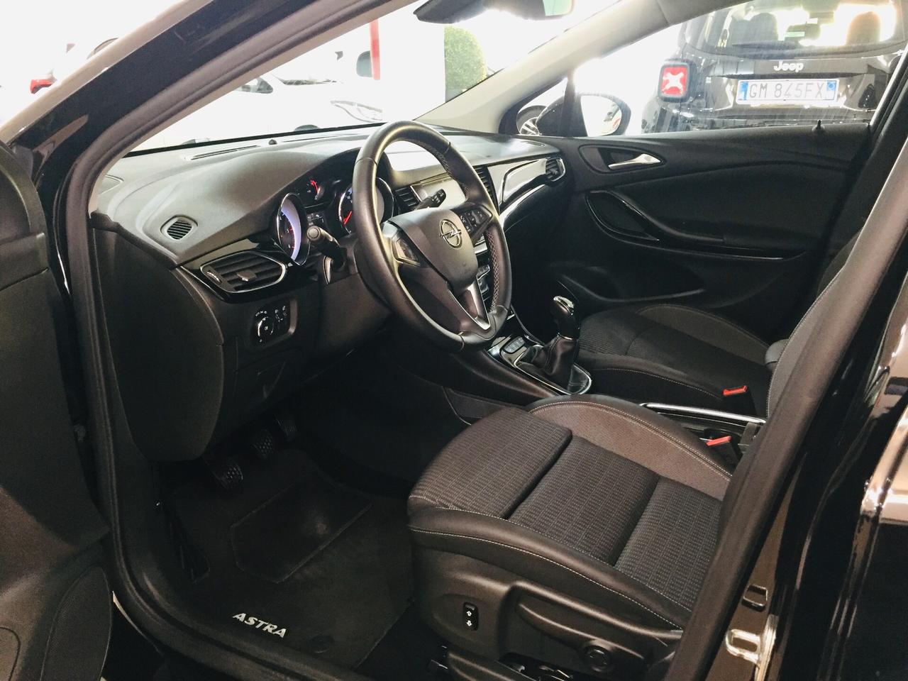 OPEL Astra 1.5 CDTI 122 CV 5P. Business Elegance