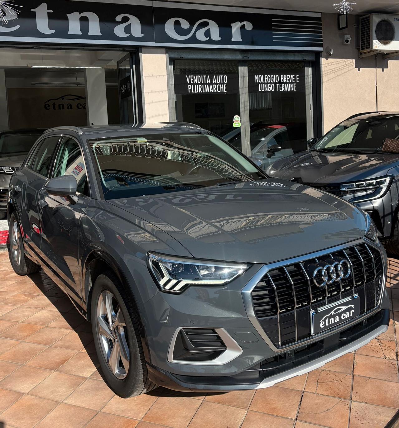 Audi Q3 35 TDI S tronic Business