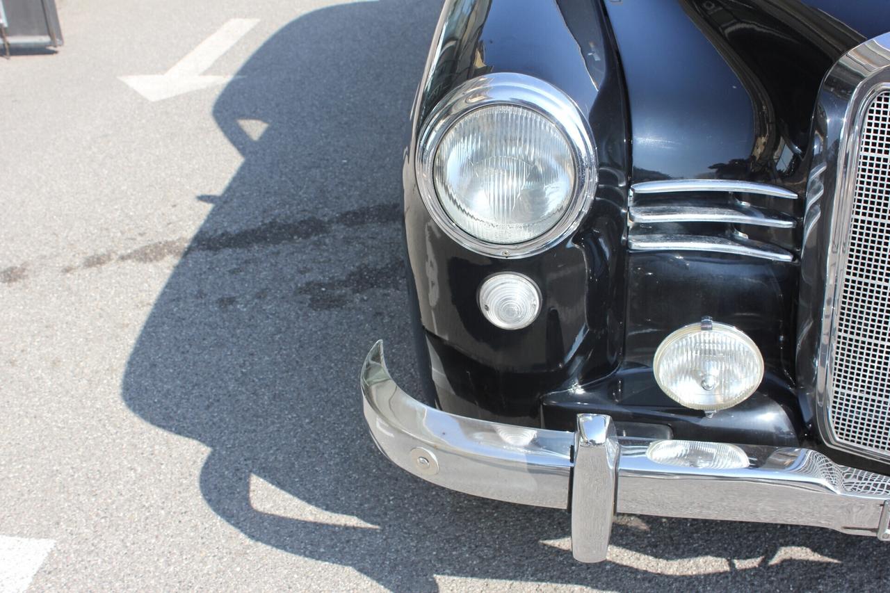 Mercedes-benz 180 MERCEDES-BENZ 180D PONTON W120/W121