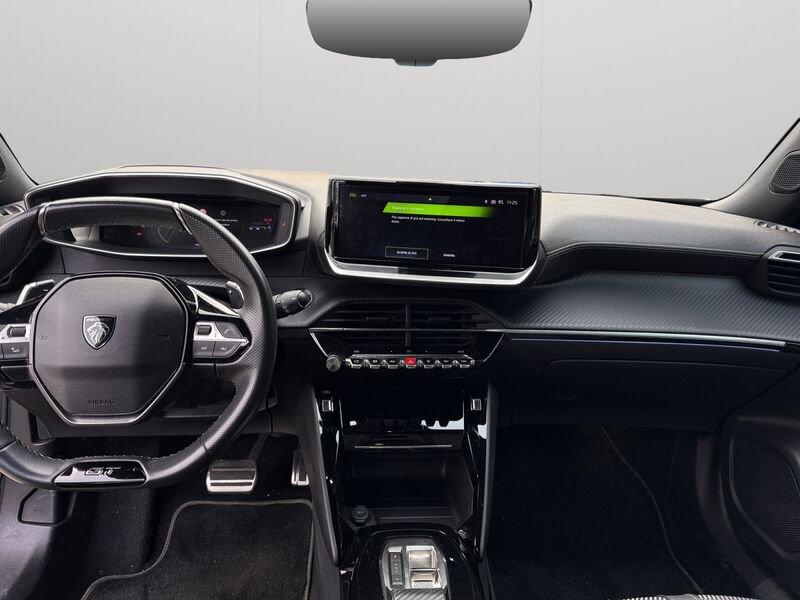 Peugeot 2008 PURETECH 130 S&S EAT8 GT