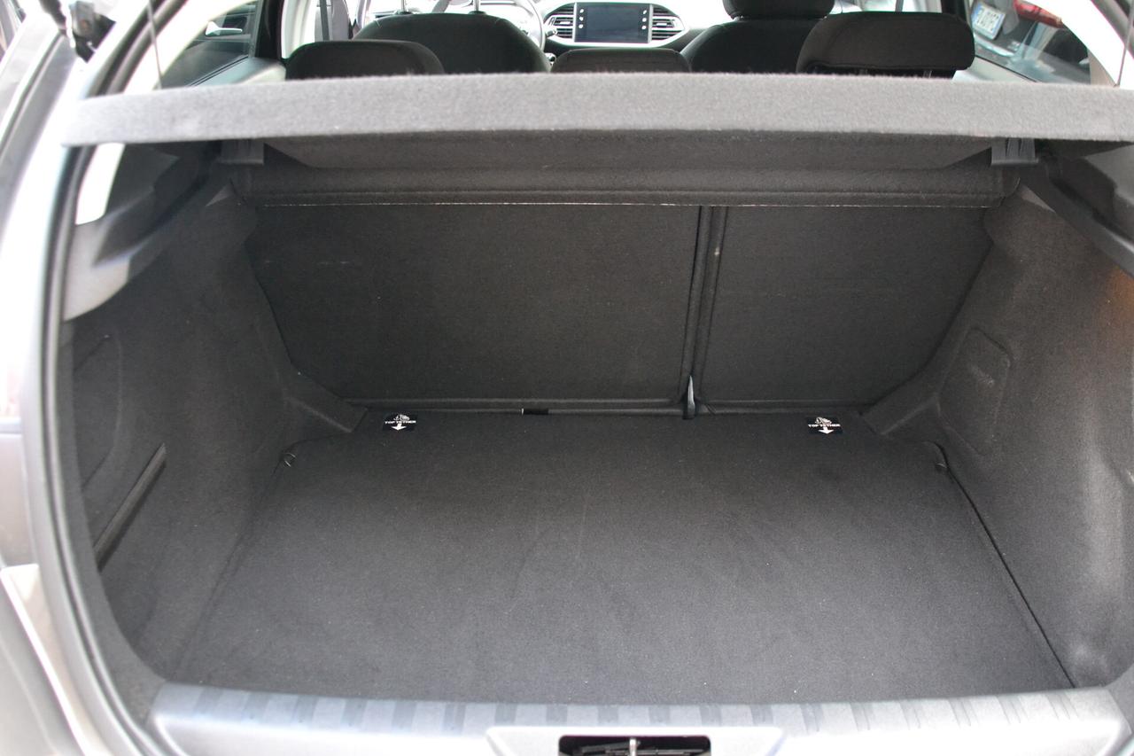 Bmw X1 18D 150CV X-DRIVE AUTOMAT.+NAVI+LED+PDC+CRUISE+TEL